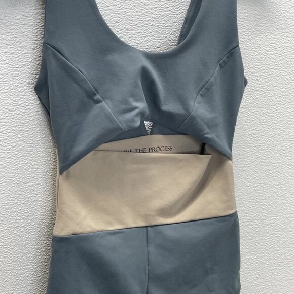 Live The Process Women’s Cutout Bodysuit Size L – Blue/Beige One-Piece - Picture 2 of 4